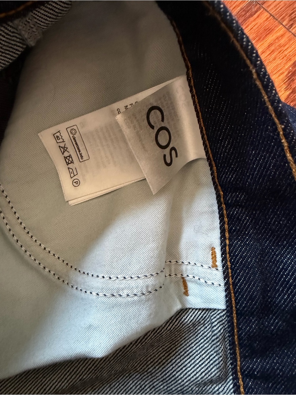 COS A-line Denim Midi Skirt in indigo / Size Eur 42 or 8-10 - Picture 4 of 5